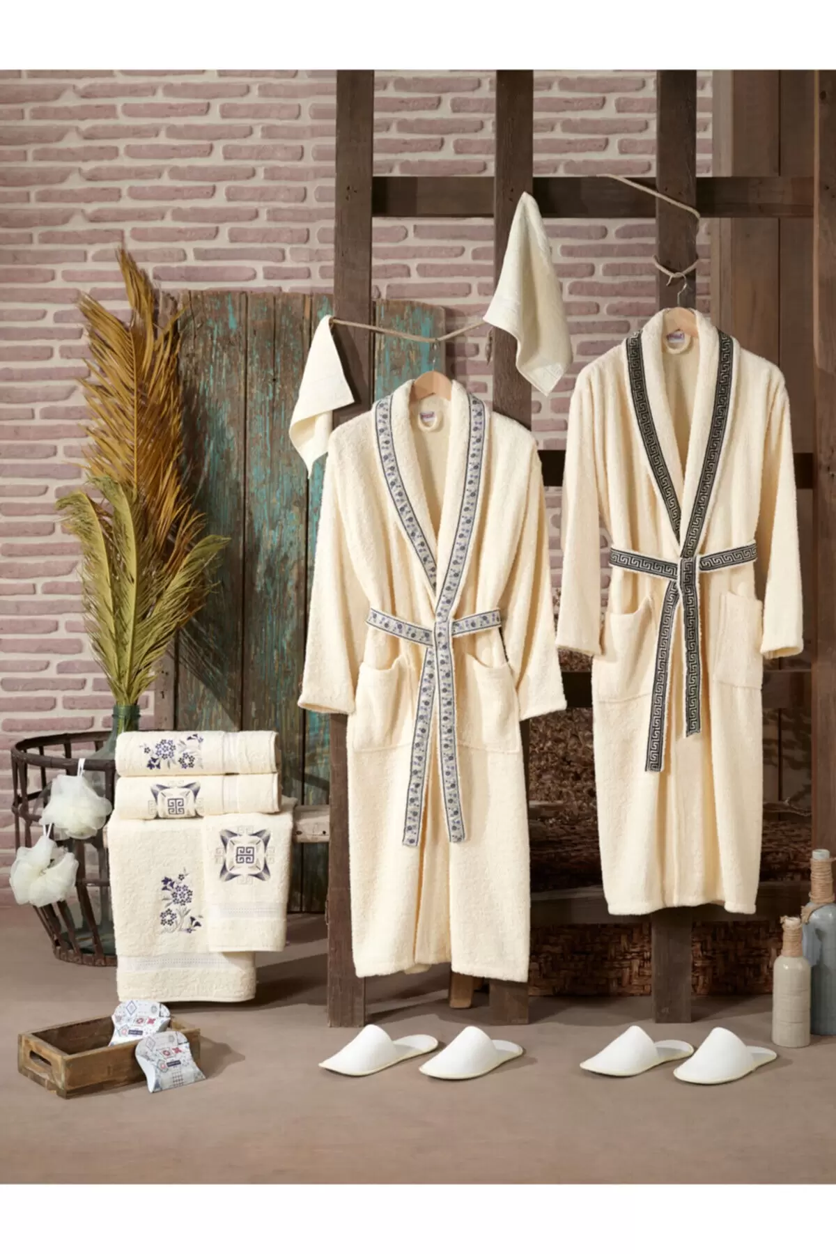 Turkish 100% Cotton Family Bathrobe Set – Nakkısh | Economia Bazaar